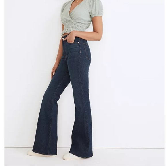 MADEWELL PERFECT VINTAGE HIGH RISE FLARE BEAUFORD WASH DARK INDIGO JEANS - Picture 2 of 3